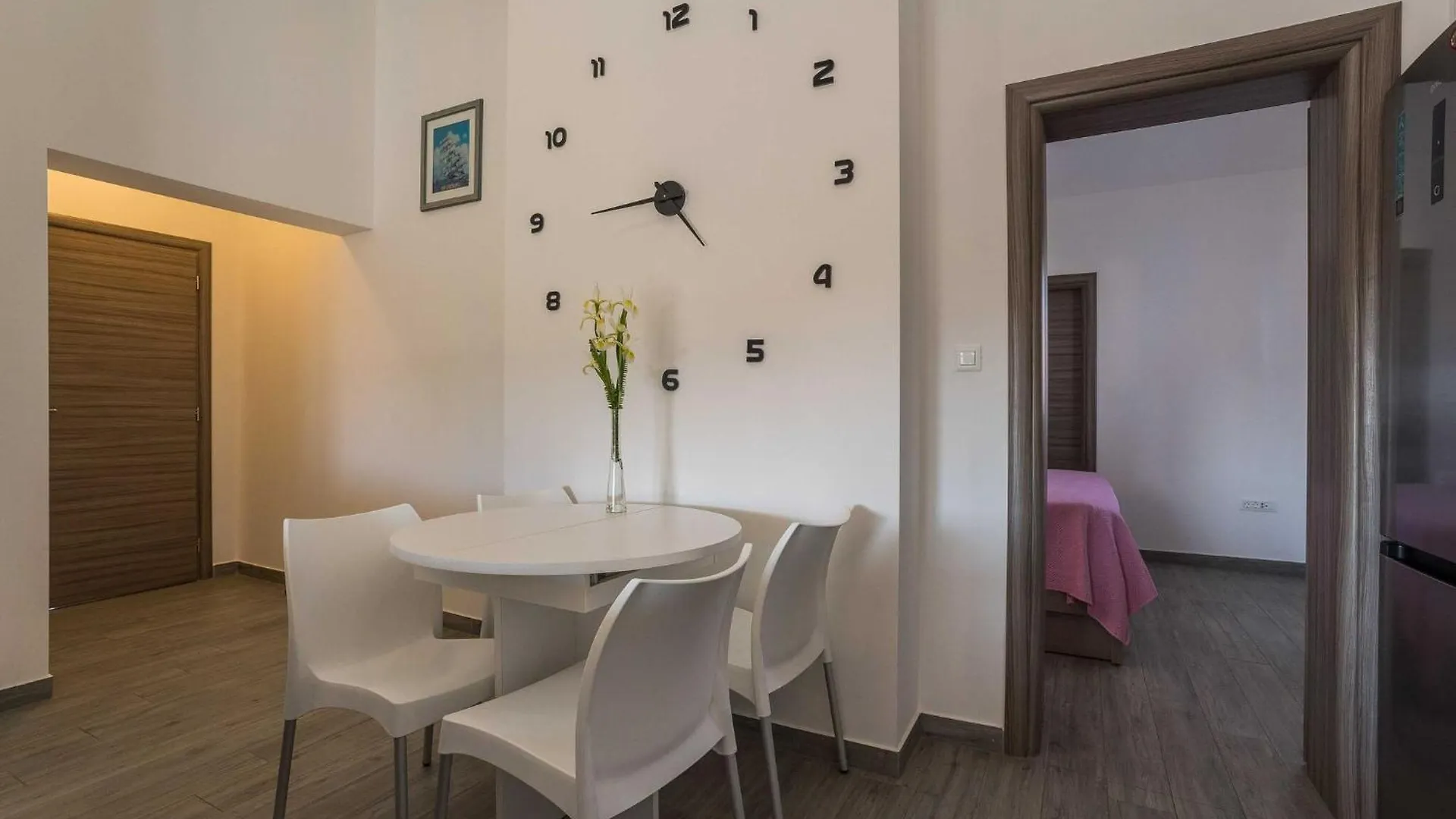 Apartments Maza - One Bedroom Apartment With Balcony Angela Zadar