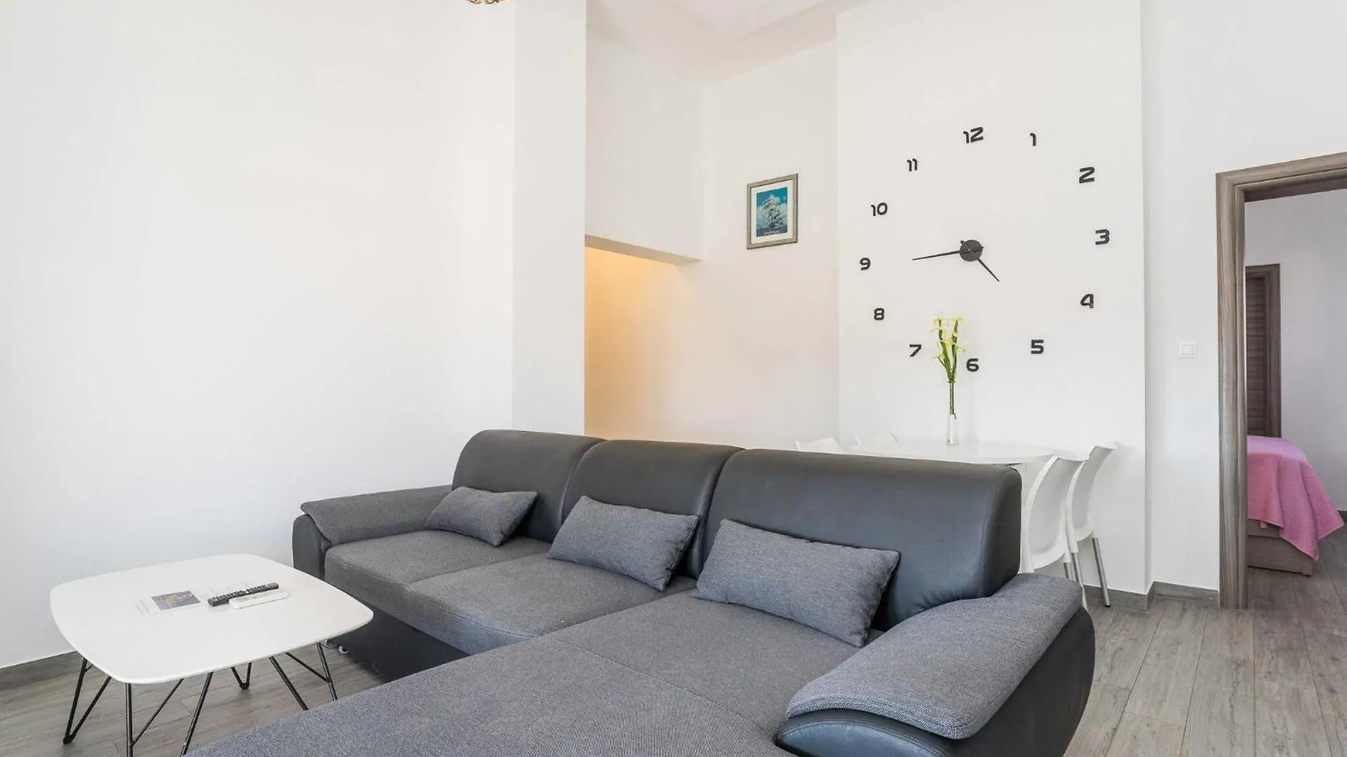 Apartments Maza - One Bedroom Apartment With Balcony Angela Zadar